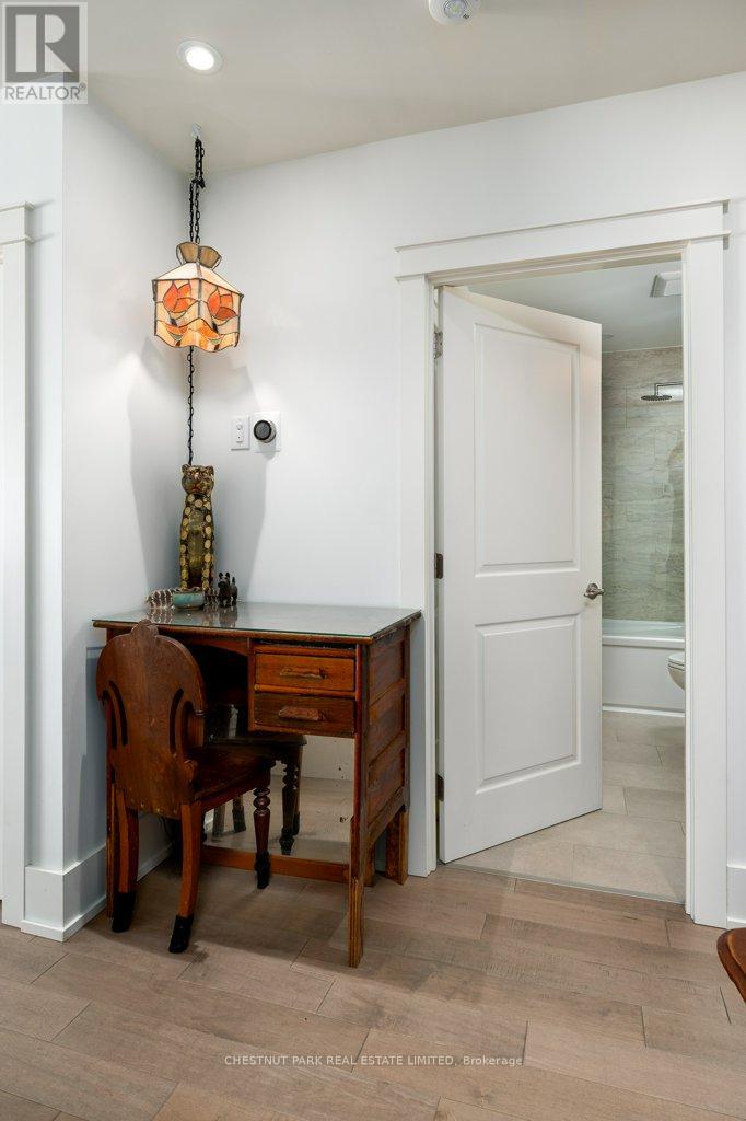 302 - 17 Cleave Avenue, Prince Edward County (Picton Ward), Ontario  K0K 2T0 - Photo 24 - X12826854