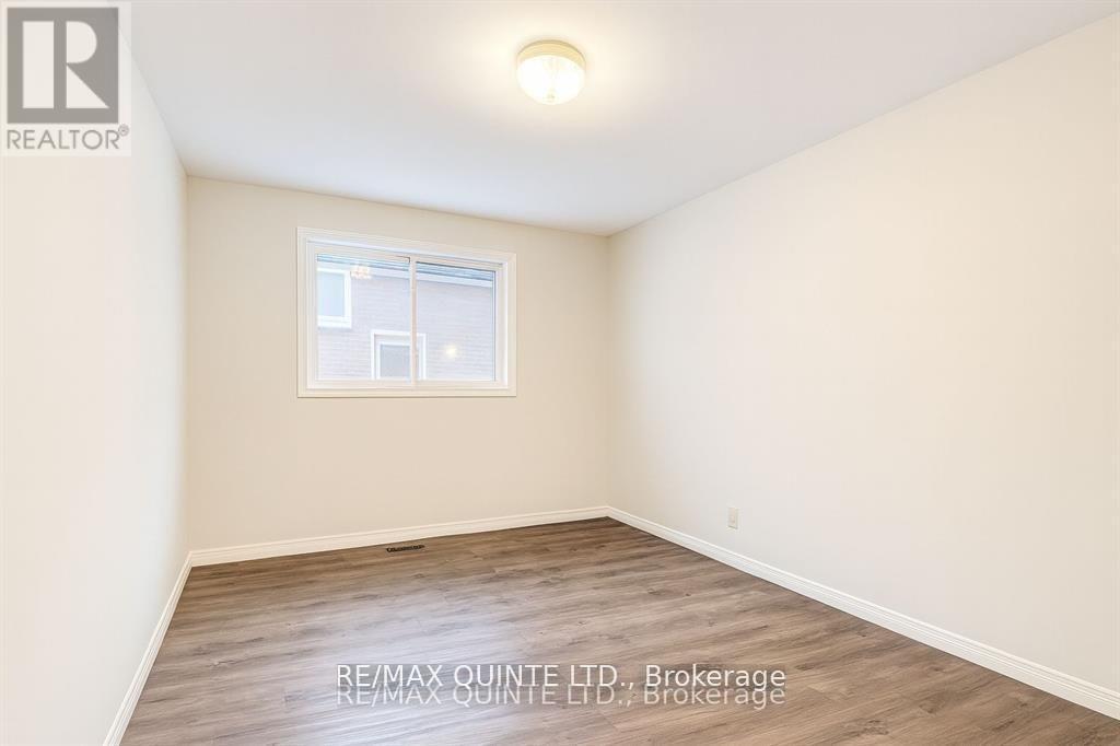 25 Union Street, Belleville, Ontario  K8P 2B5 - Photo 10 - X12826902