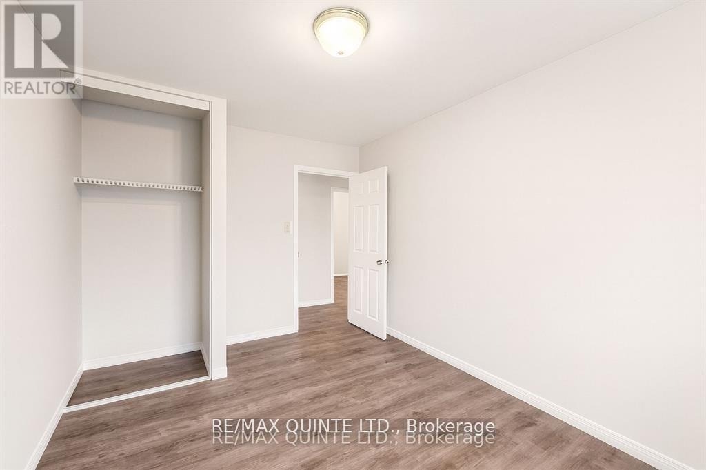25 Union Street, Belleville, Ontario  K8P 2B5 - Photo 11 - X12826902