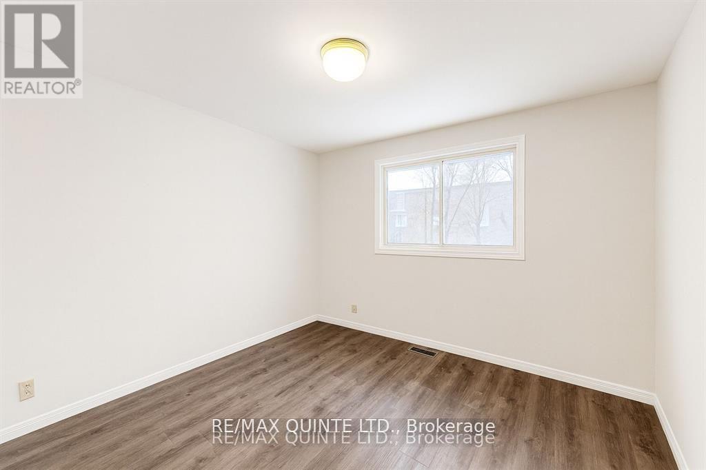 25 Union Street, Belleville, Ontario  K8P 2B5 - Photo 12 - X12826902