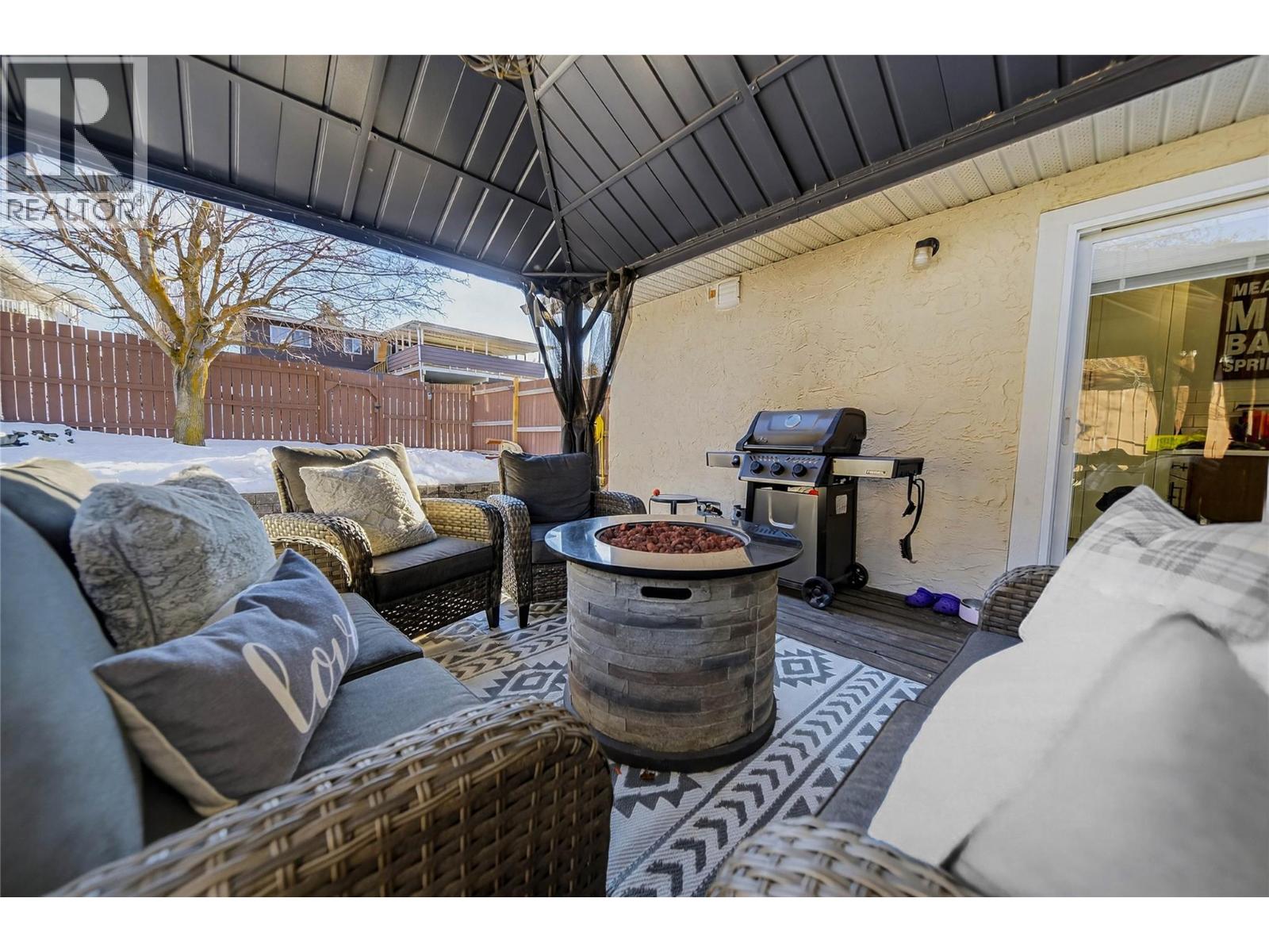 209 14th Street S, Cranbrook, British Columbia  V1C 1X8 - Photo 4 - 10376822