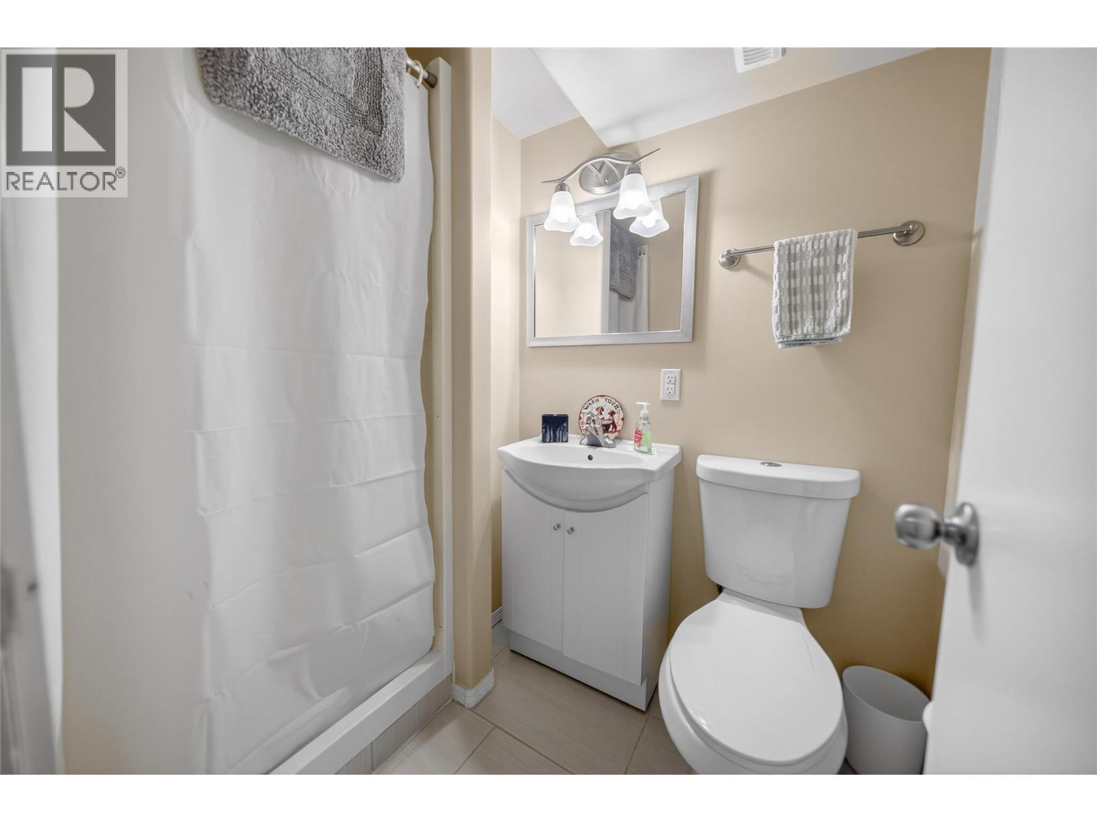 209 14th Street S, Cranbrook, British Columbia  V1C 1X8 - Photo 23 - 10376822