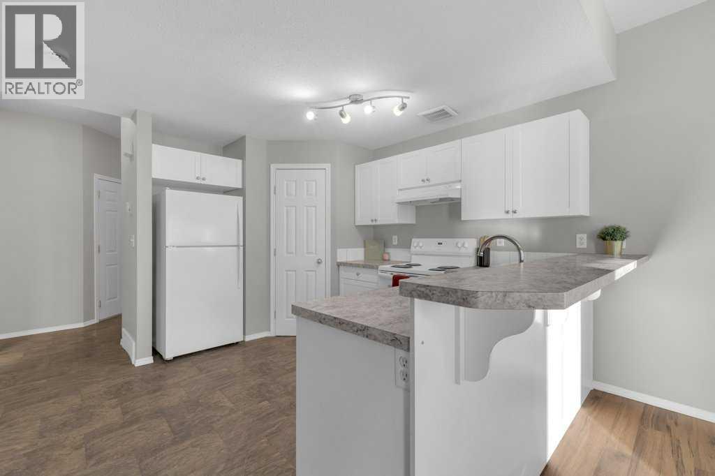 337 Addington Drive, Red Deer, Alberta T4R 3H7 - Photo 11 - A2283493