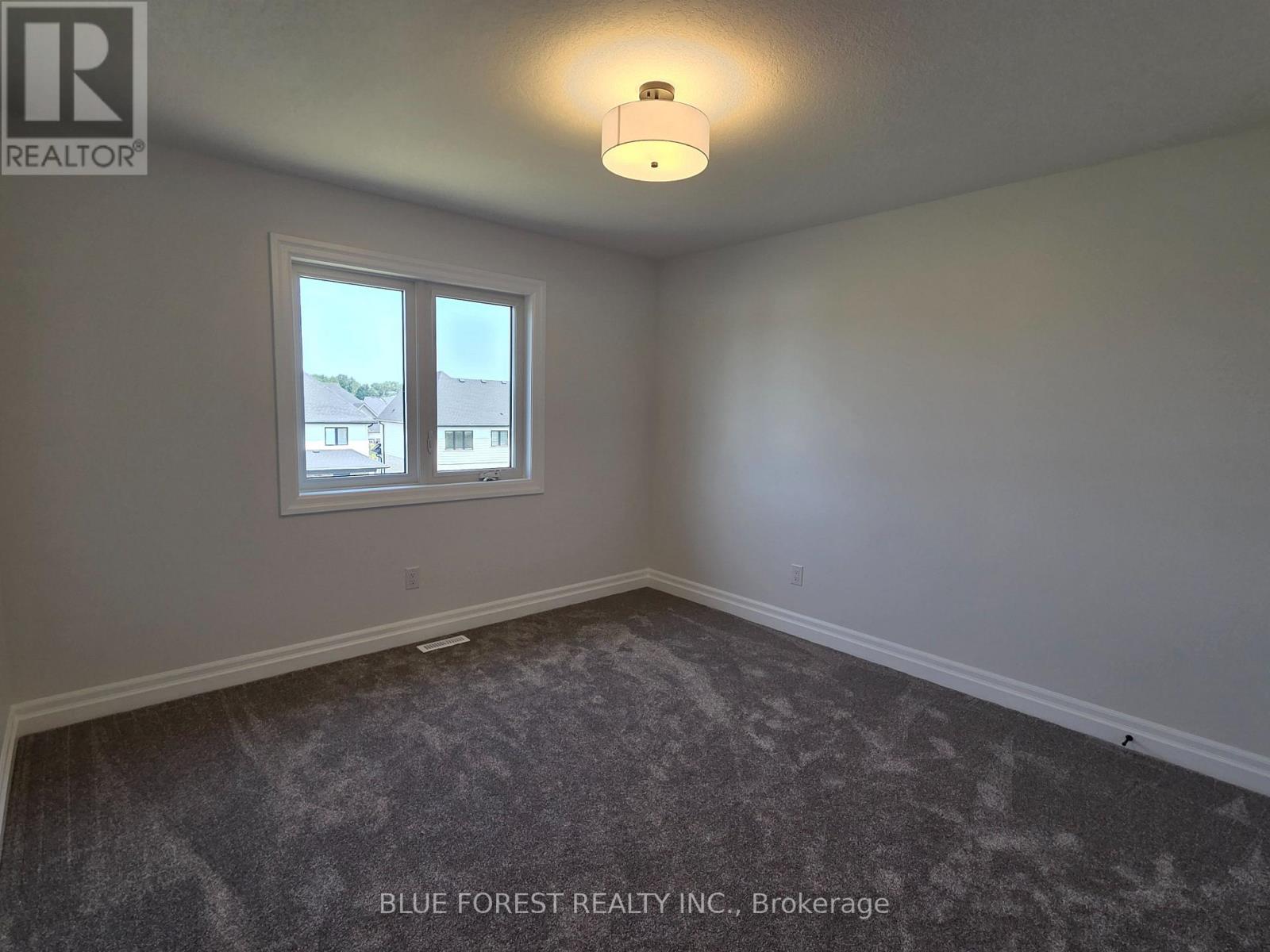 230 Harvest Lane, Thames Centre, Ontario  N0L 1G2 - Photo 12 - X12826858