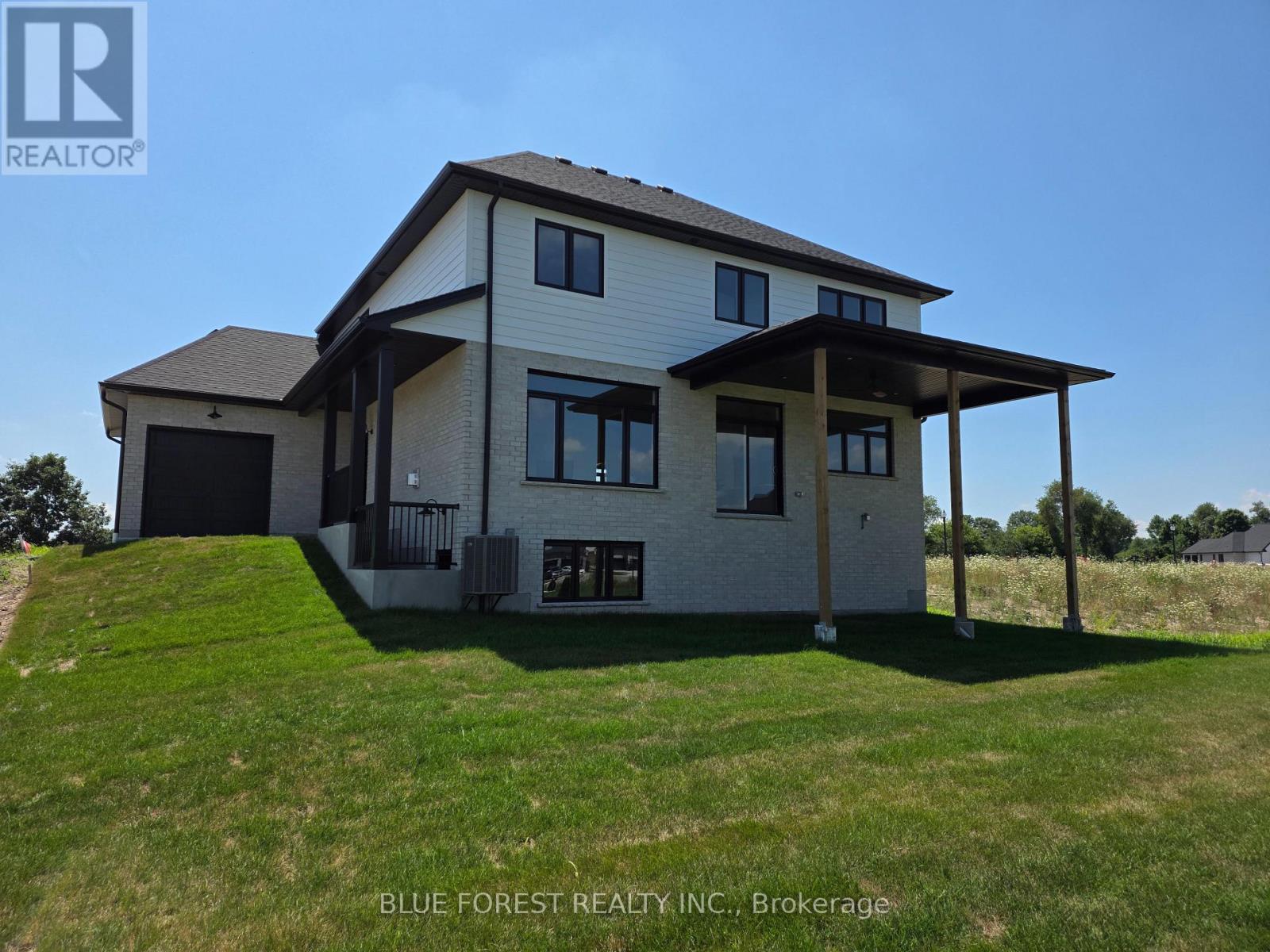 230 Harvest Lane, Thames Centre, Ontario  N0L 1G2 - Photo 16 - X12826858