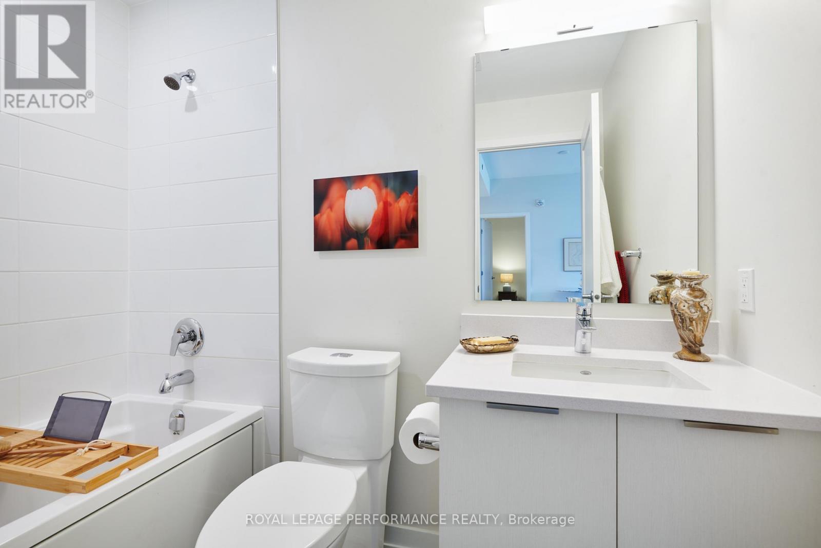 301 - 570 De Mazenod Avenue, Ottawa, Ontario  K1S 5X2 - Photo 18 - X12826904