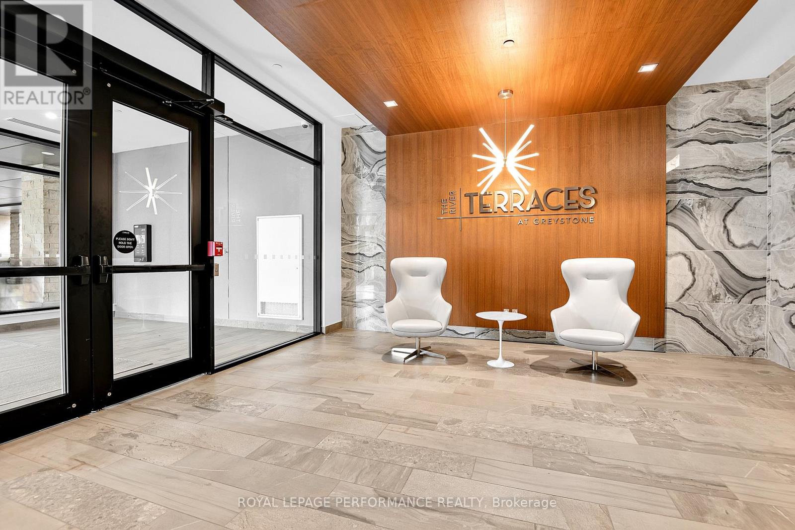 301 - 570 De Mazenod Avenue, Ottawa, Ontario  K1S 5X2 - Photo 3 - X12826904