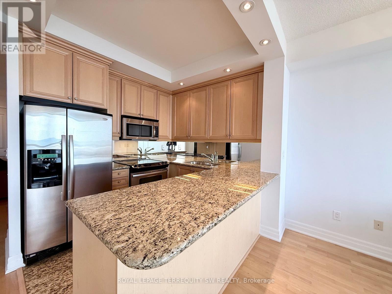 1413 - 628 Fleet Street, Toronto, Ontario  M5V 1A8 - Photo 4 - C12684860