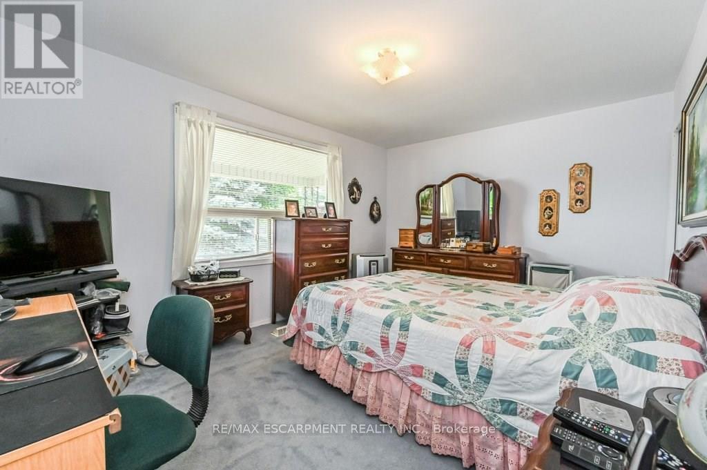 641 Limeridge Road E, Hamilton, Ontario  L8W 1A2 - Photo 8 - X12815236