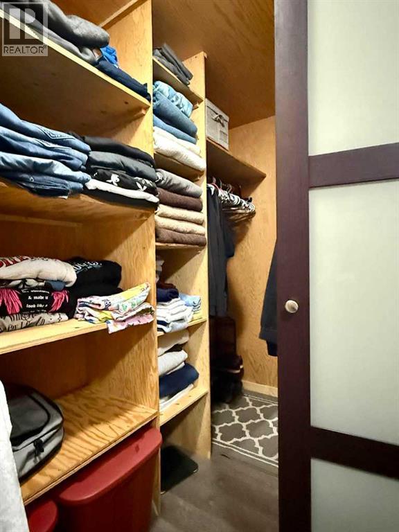 103, 145 East River Road, Hinton, Alberta  T7V 1S5 - Photo 16 - A2287144