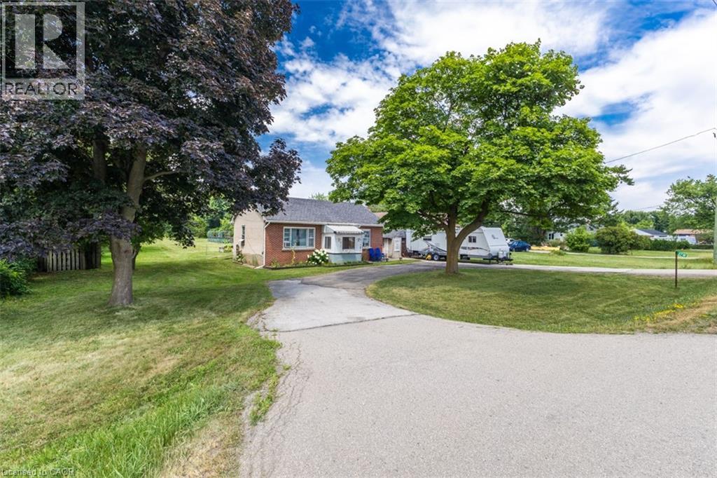 2718 UPPER JAMES Street, Hamilton, Ontario