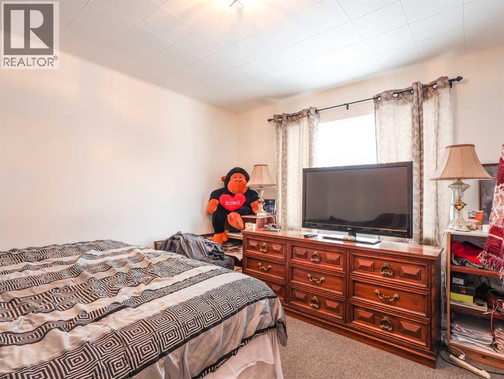 4716 51 Street, Stettler, Alberta  T4K 1J5 - Photo 14 - A2275629