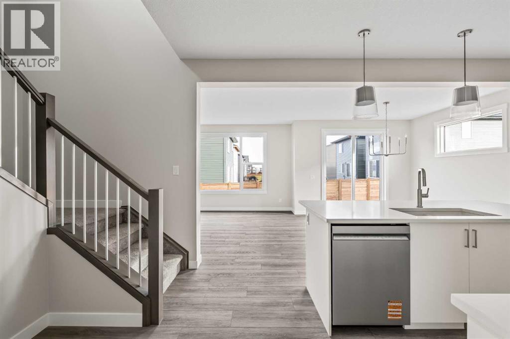 1241 Chinook Winds Circle Sw, Airdrie, Alberta  T4B 5X6 - Photo 2 - A2286907