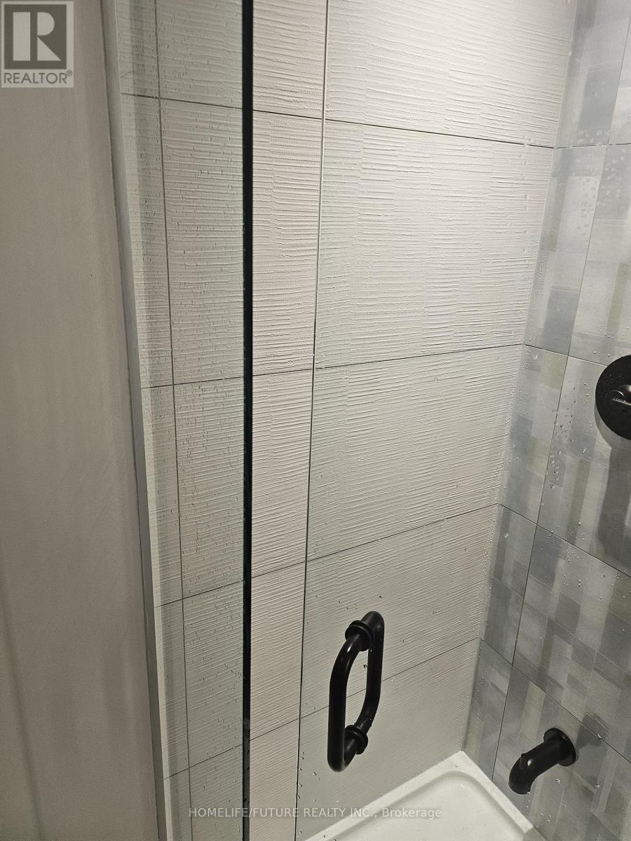 207 - 5 Lakeview Avenue, Toronto (Trinity-Bellwoods), Ontario  M6J 0H3 - Photo 11 - C12826812