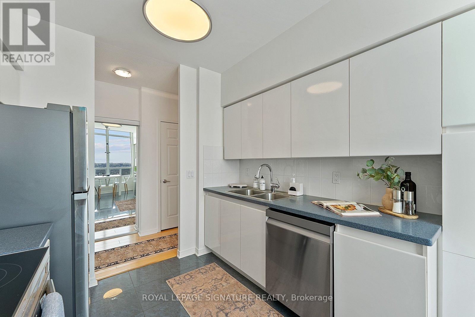 Ph106 - 8 Hillcrest Avenue, Toronto, Ontario  M2N 6Y6 - Photo 24 - C12826846