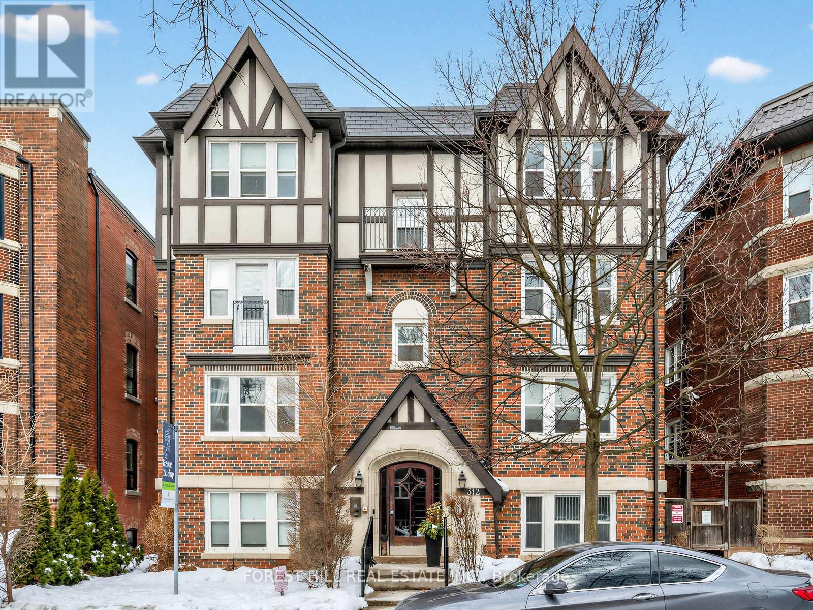 7 - 312 LONSDALE ROAD, Toronto, Ontario