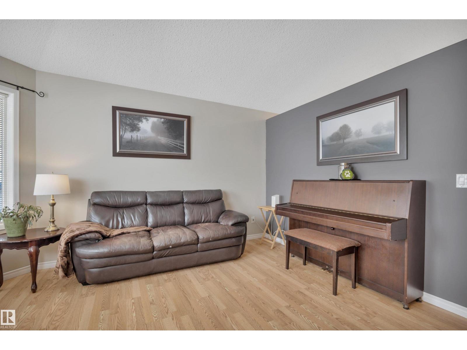 309 Foxboro Pt, Sherwood Park, Alberta  T8A 6C6 - Photo 6 - E4475010
