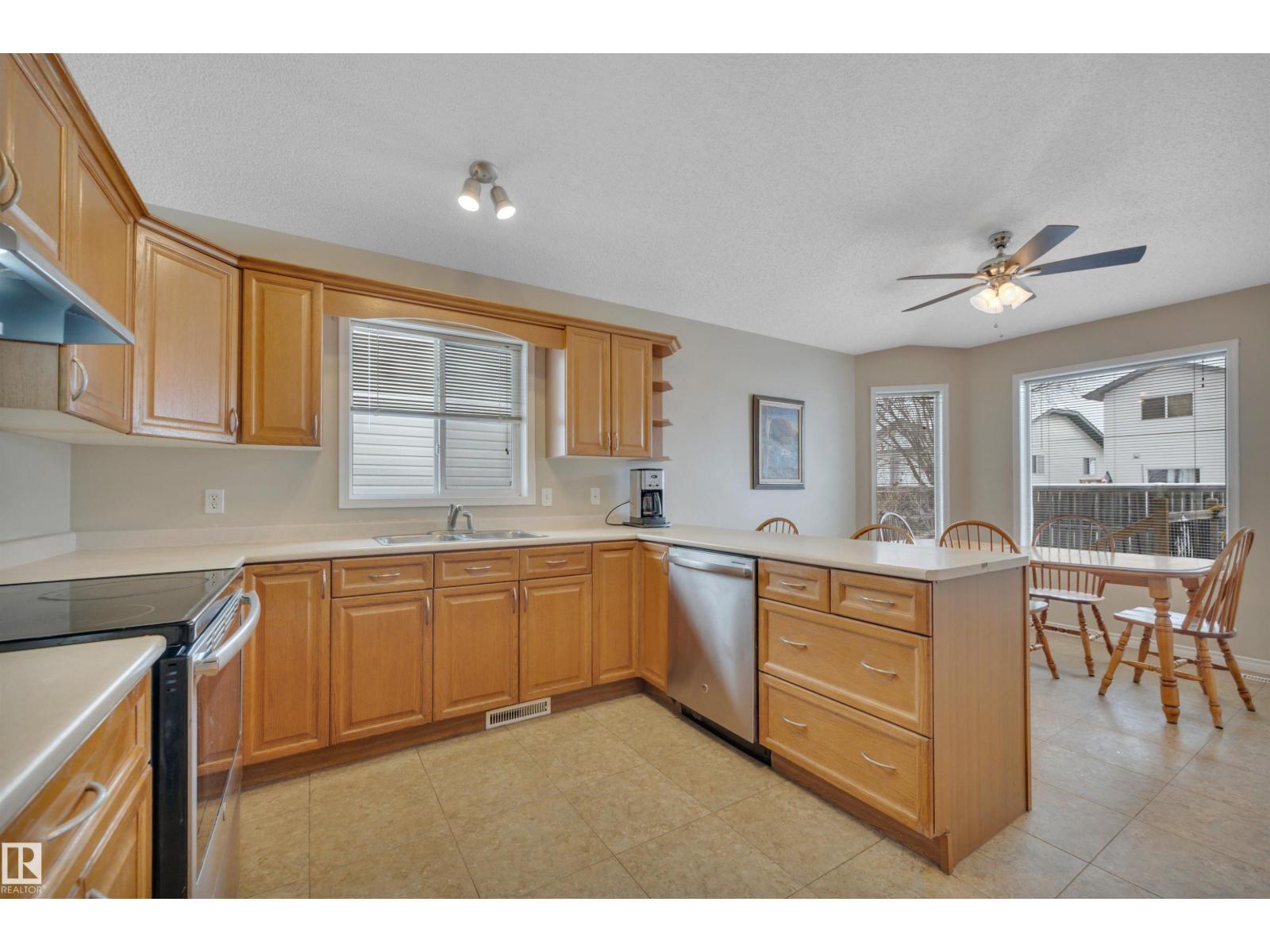 309 Foxboro Pt, Sherwood Park, Alberta  T8A 6C6 - Photo 9 - E4475010