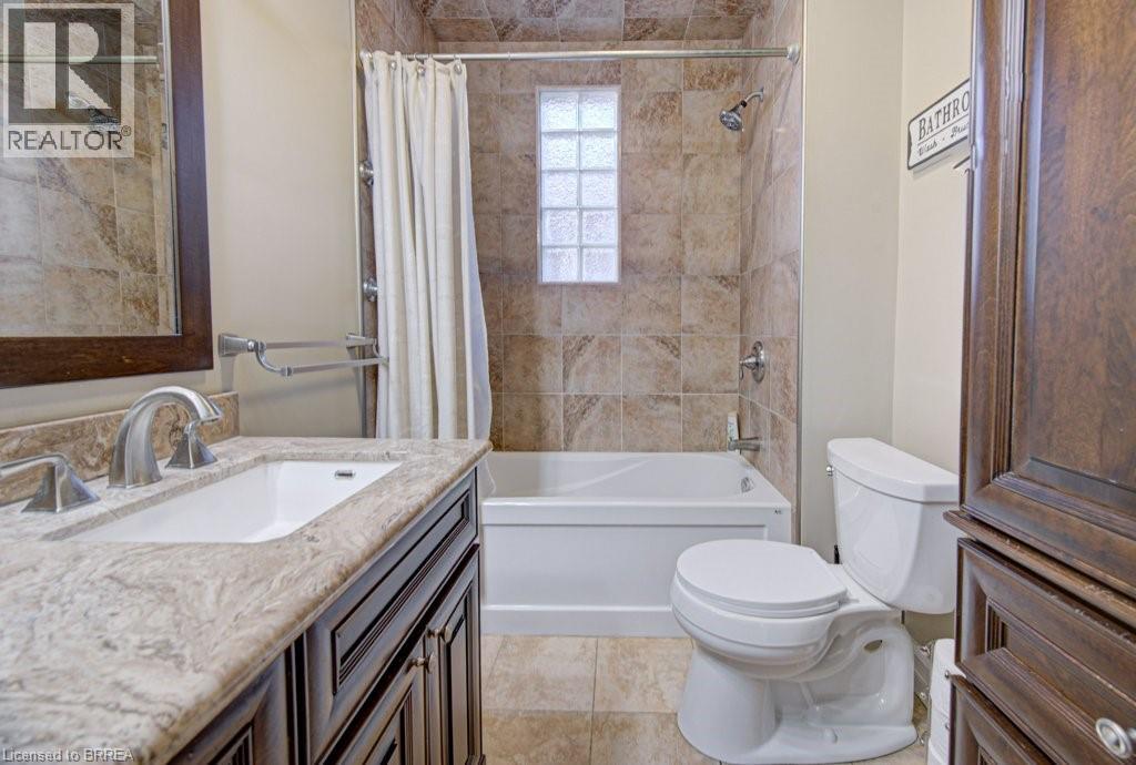 51 Brunswick Street, Brantford, Ontario  N3T 1E9 - Photo 14 - 40808047