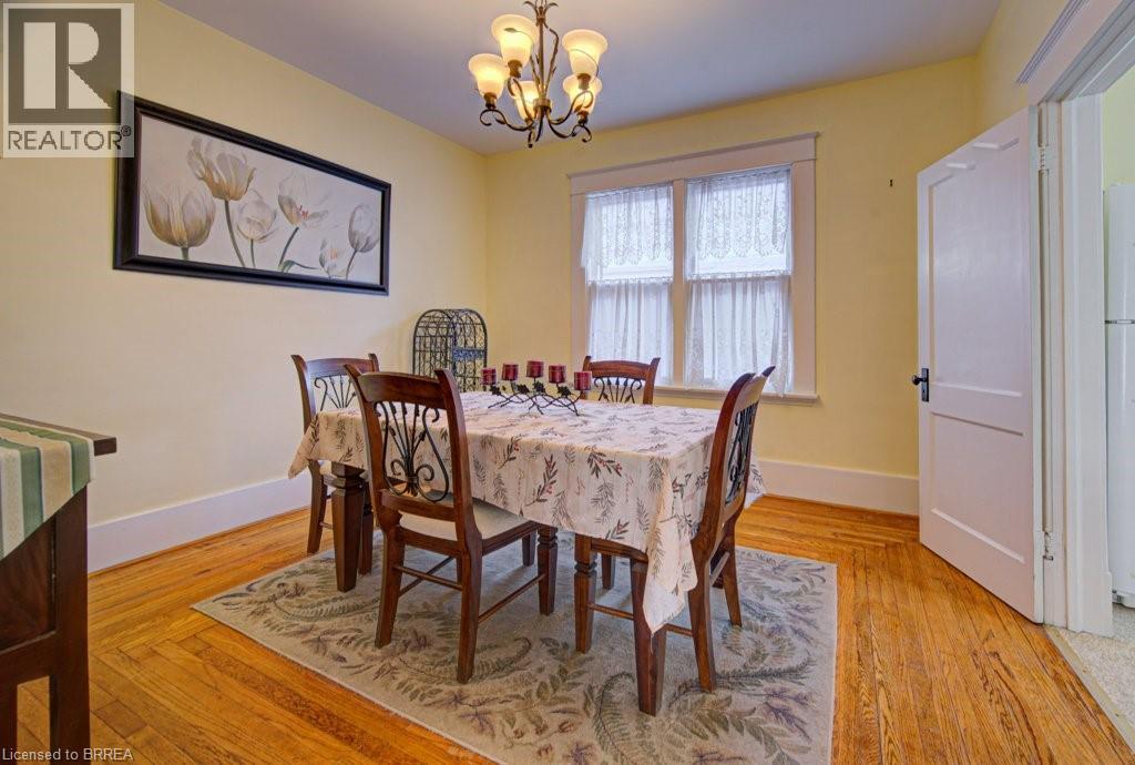 51 Brunswick Street, Brantford, Ontario  N3T 1E9 - Photo 15 - 40808047