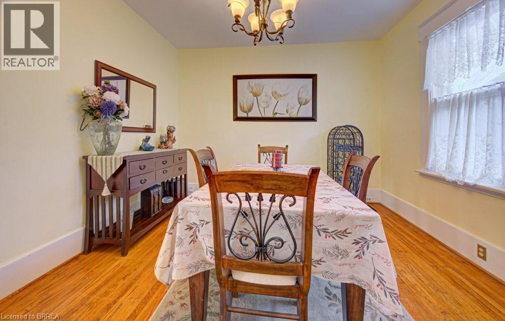 51 Brunswick Street, Brantford, Ontario  N3T 1E9 - Photo 16 - 40808047