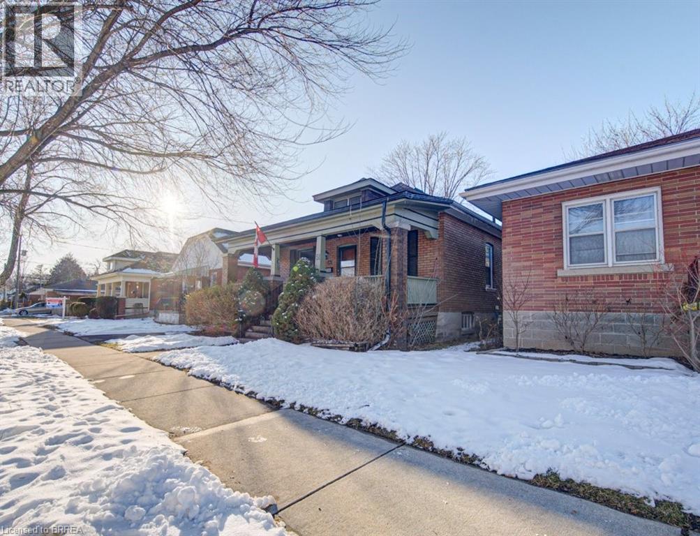 51 Brunswick Street, Brantford, Ontario  N3T 1E9 - Photo 2 - 40808047