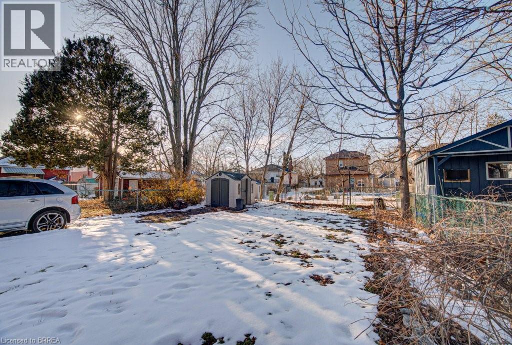 51 Brunswick Street, Brantford, Ontario  N3T 1E9 - Photo 35 - 40808047