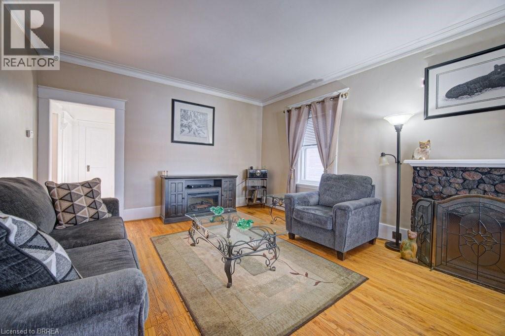 51 Brunswick Street, Brantford, Ontario  N3T 1E9 - Photo 8 - 40808047