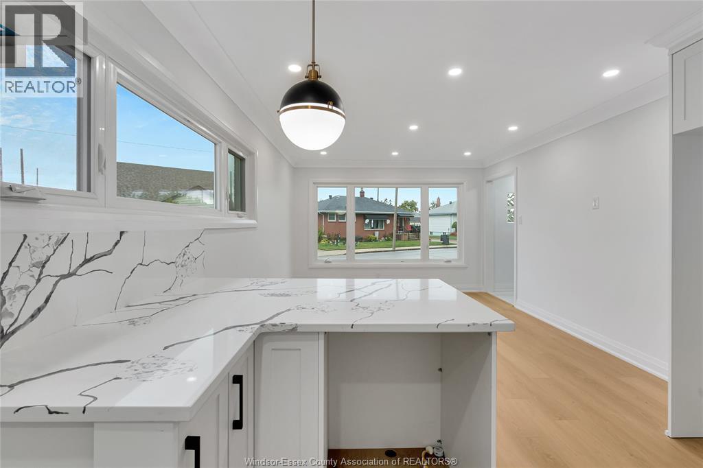 1377 Granville Crescent, Windsor, Ontario  N9C 3N9 - Photo 13 - 26004146