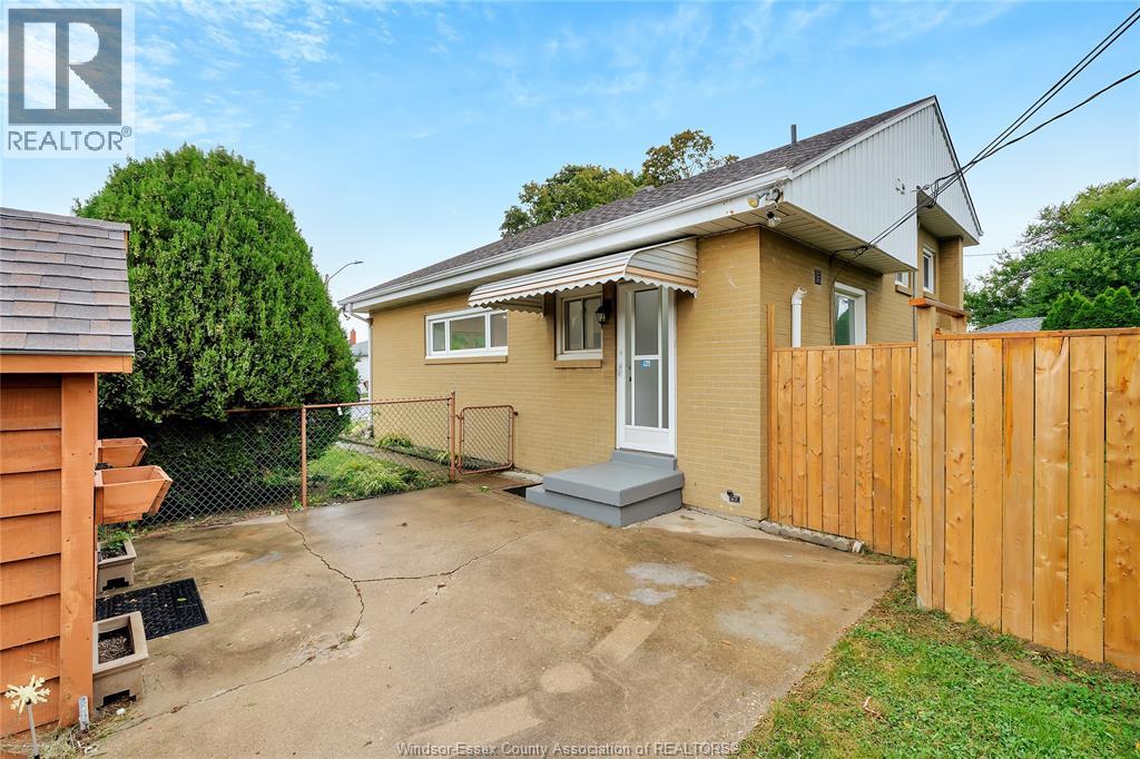 1377 Granville Crescent, Windsor, Ontario  N9C 3N9 - Photo 27 - 26004146