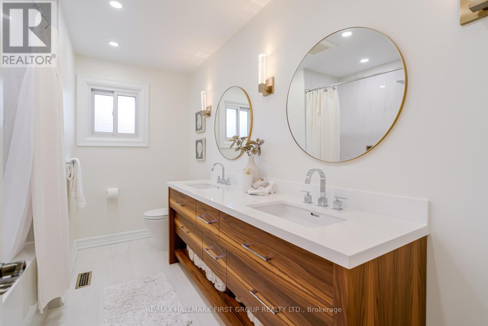 520 Mcleod Crescent, Pickering, Ontario  L1W 3M5 - Photo 16 - E12826136