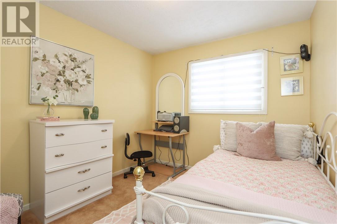 3242 Parkdale Crescent, Val Caron, Ontario  P3N 1A7 - Photo 25 - 2126563