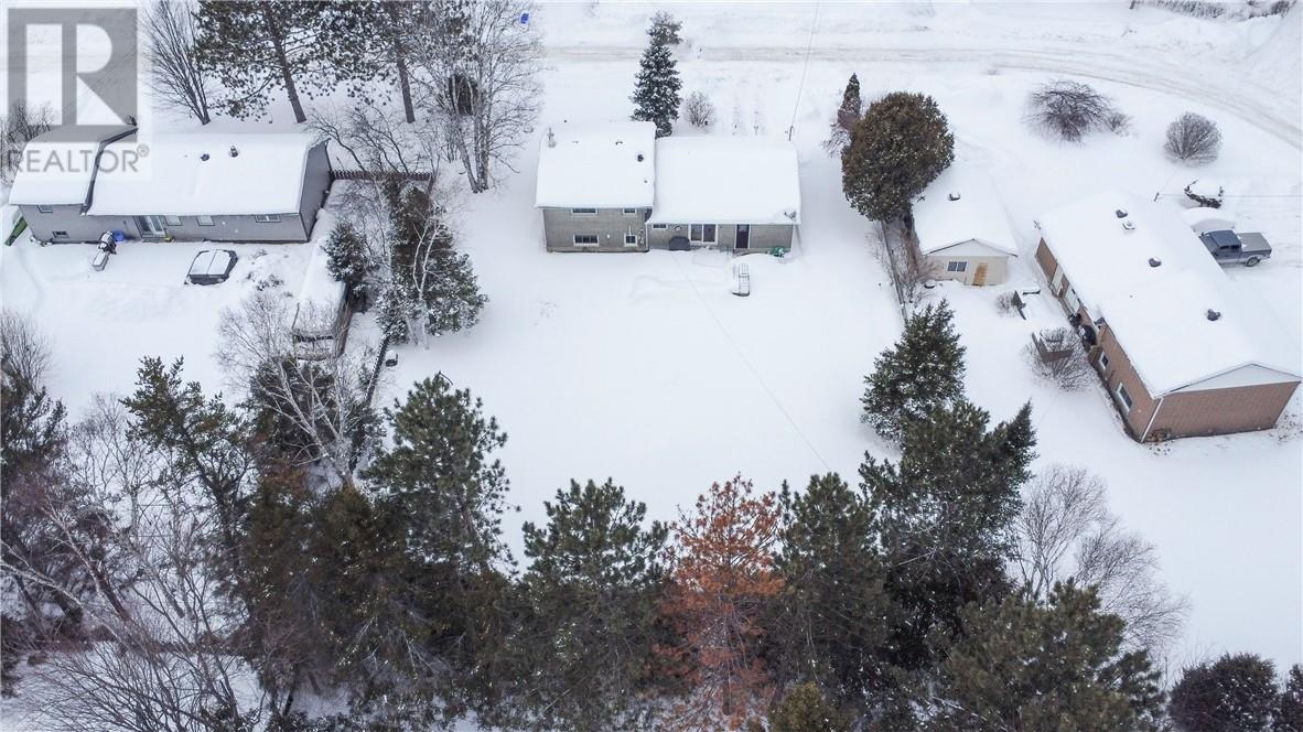 3242 Parkdale Crescent, Val Caron, Ontario  P3N 1A7 - Photo 47 - 2126563