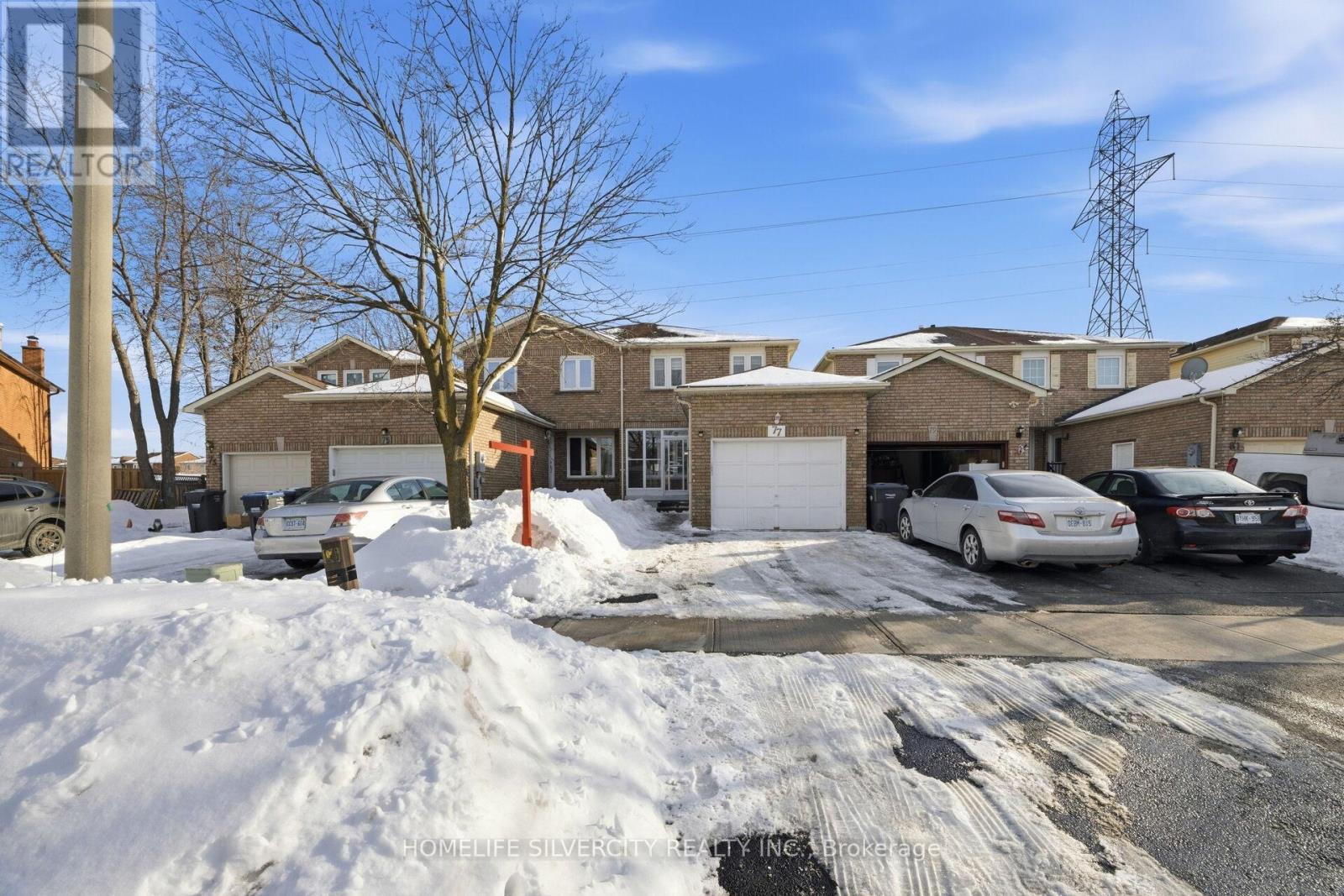 77 Tulip Drive, Brampton, Ontario  L6Y 3W9 - Photo 2 - W12826796