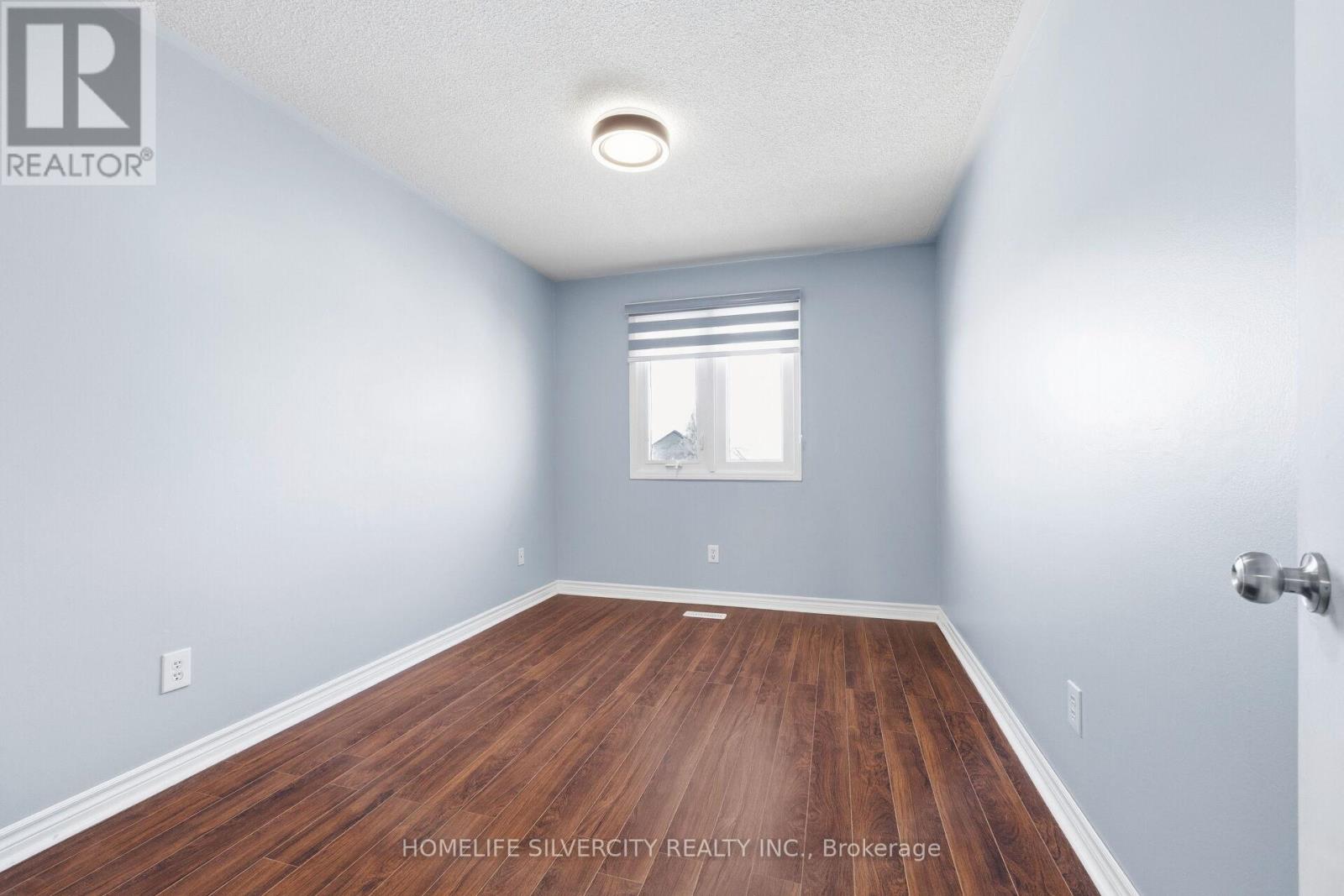 77 Tulip Drive, Brampton, Ontario  L6Y 3W9 - Photo 38 - W12826796