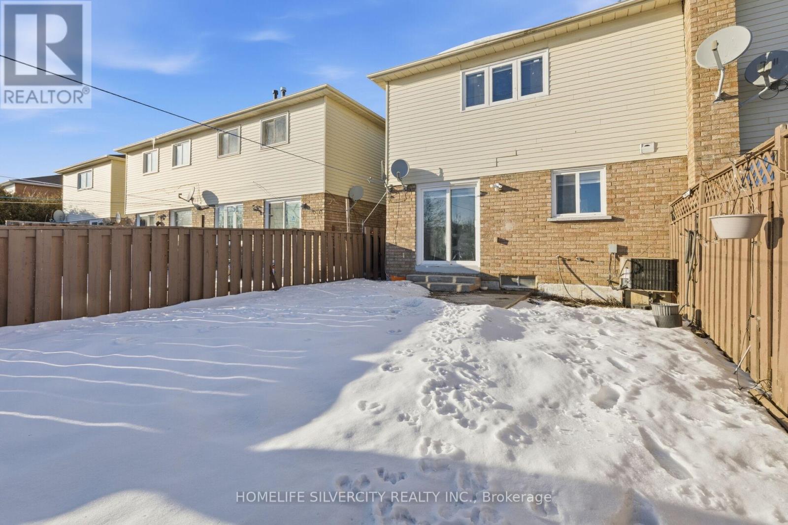77 Tulip Drive, Brampton, Ontario  L6Y 3W9 - Photo 47 - W12826796