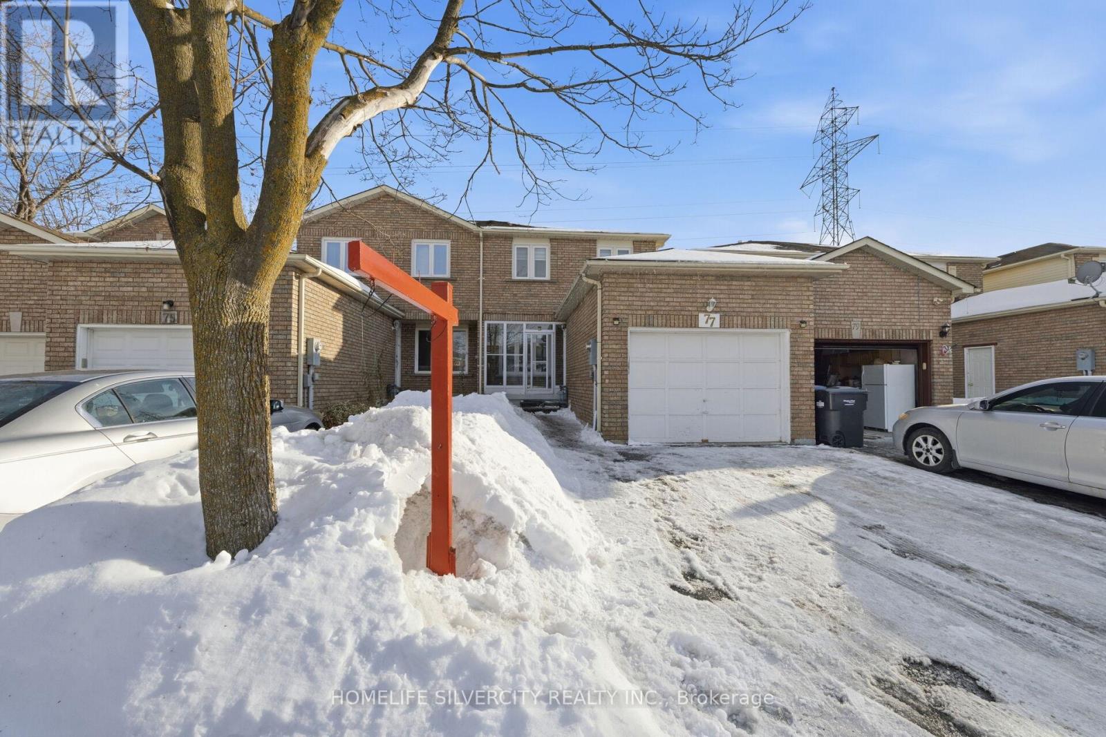 77 Tulip Drive, Brampton, Ontario  L6Y 3W9 - Photo 6 - W12826796