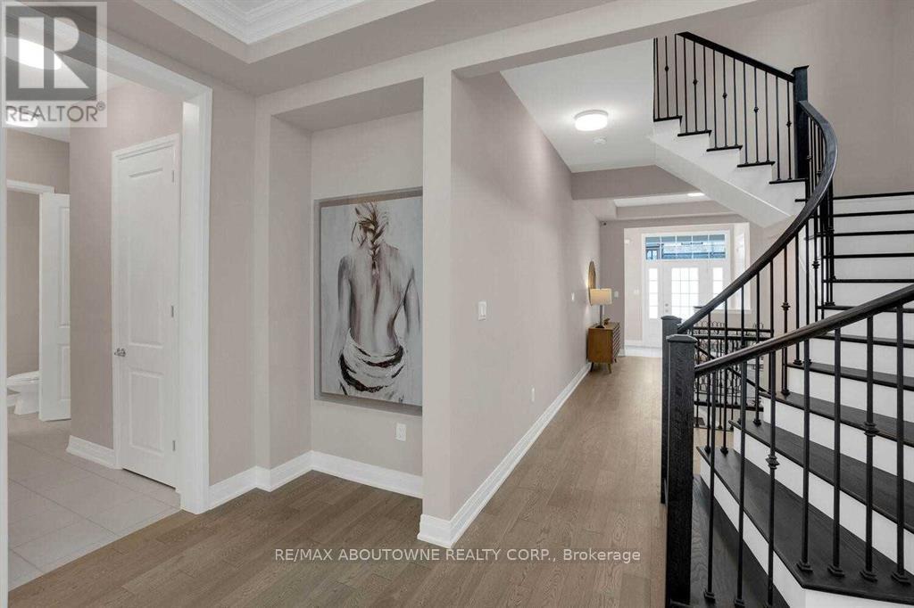 1503 Varelas Passage, Oakville, Ontario  L6H 3S2 - Photo 10 - W12826816