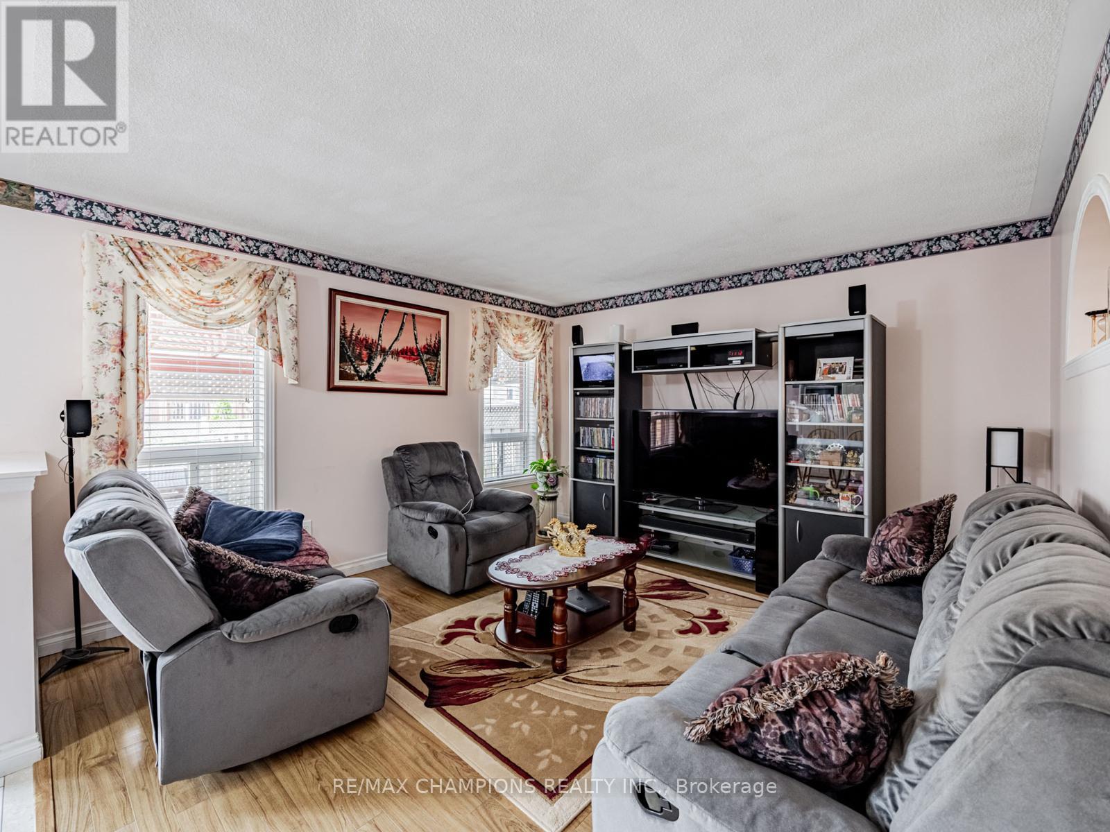 14 Miramar Street, Brampton, Ontario  L6R 2S7 - Photo 15 - W12826822