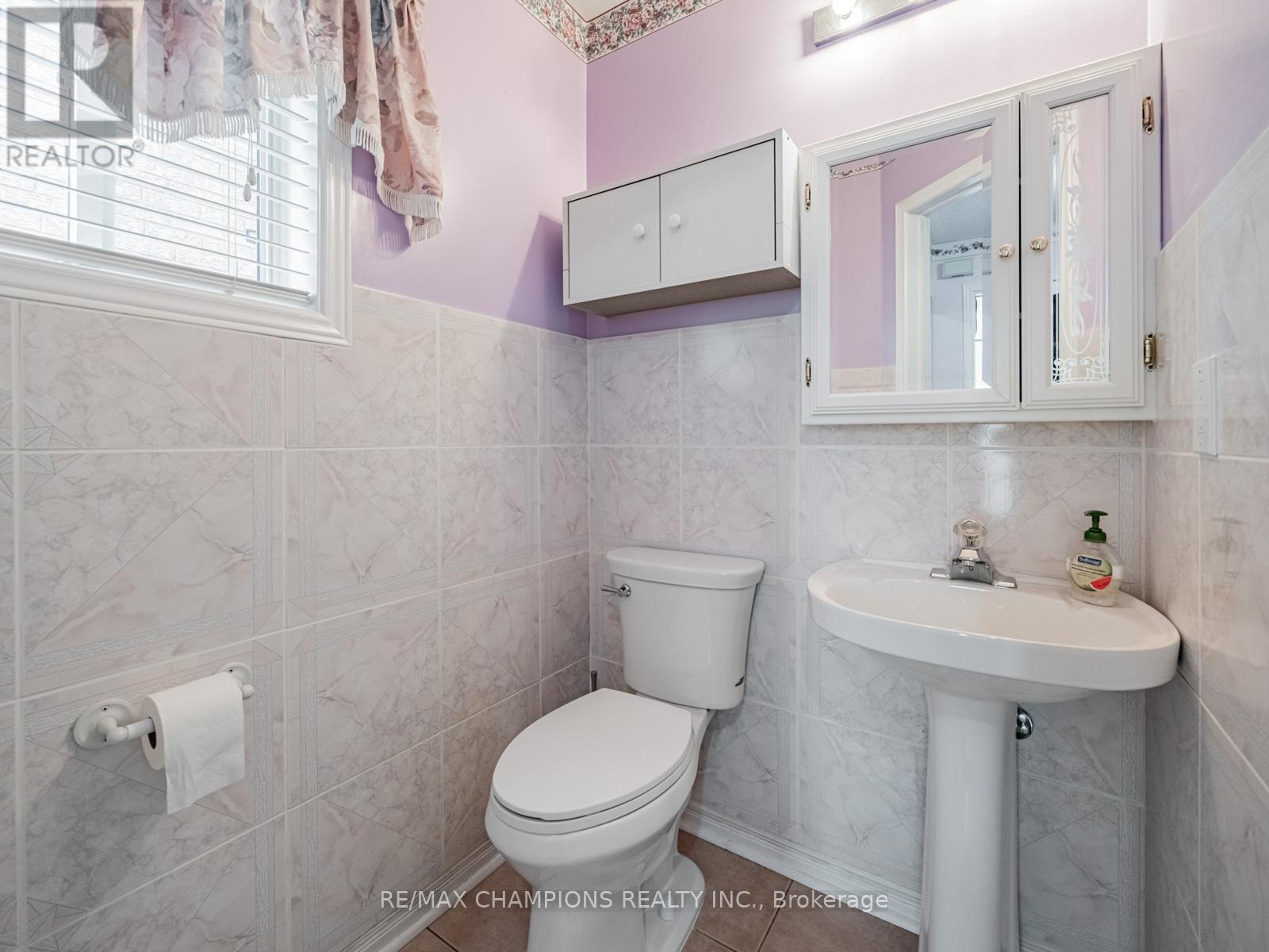 14 Miramar Street, Brampton, Ontario  L6R 2S7 - Photo 5 - W12826822