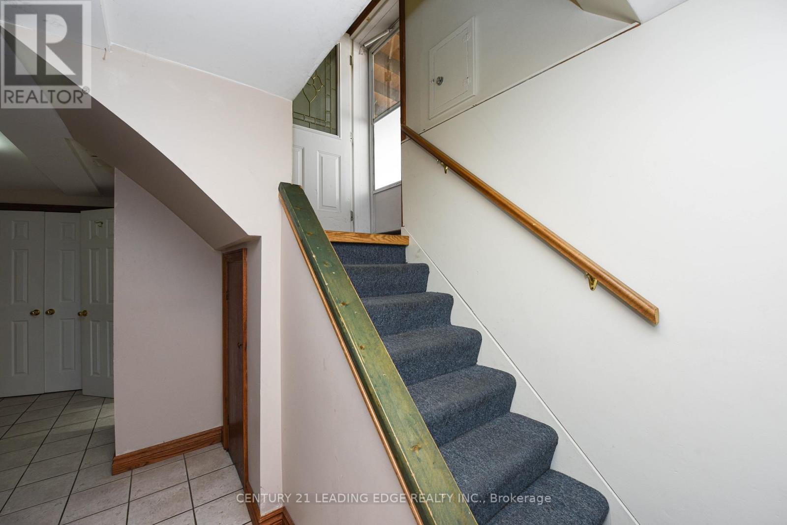 34 Paragon Road, Toronto, Ontario  M9R 1J8 - Photo 21 - W12826848