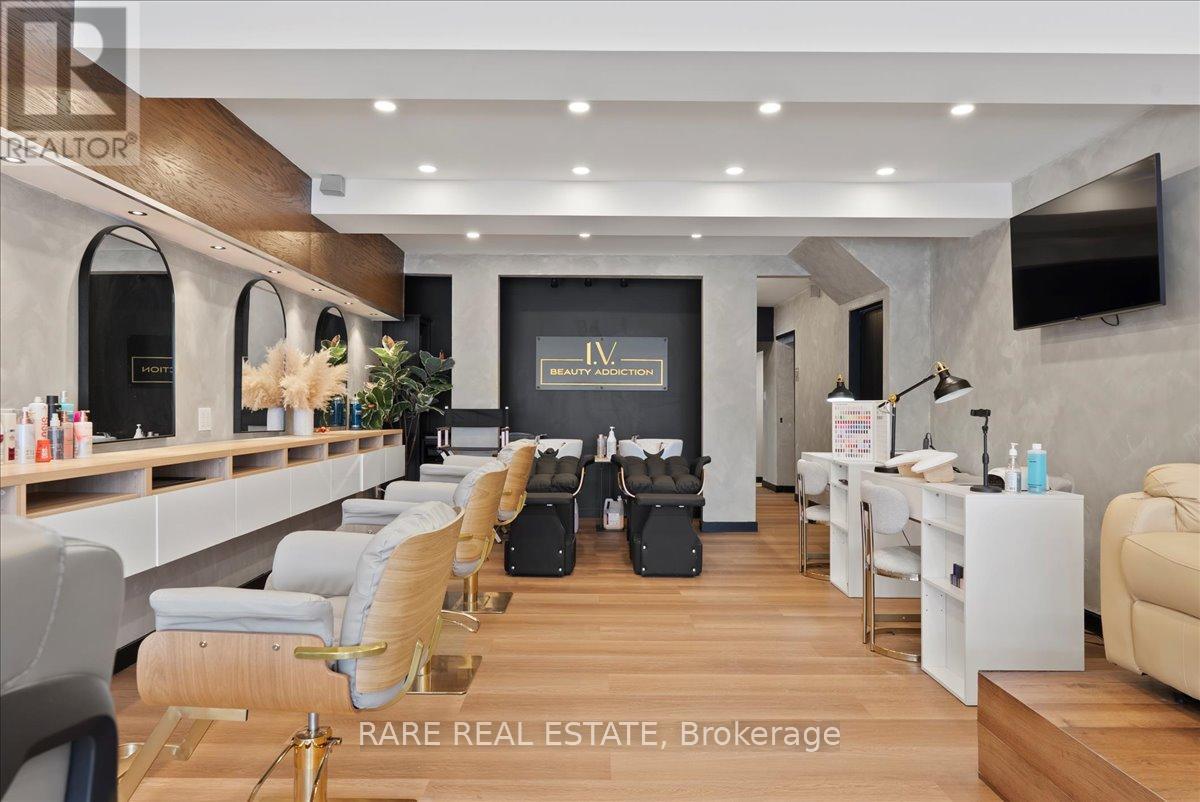 113 DUNN STREET N, Oakville, Ontario