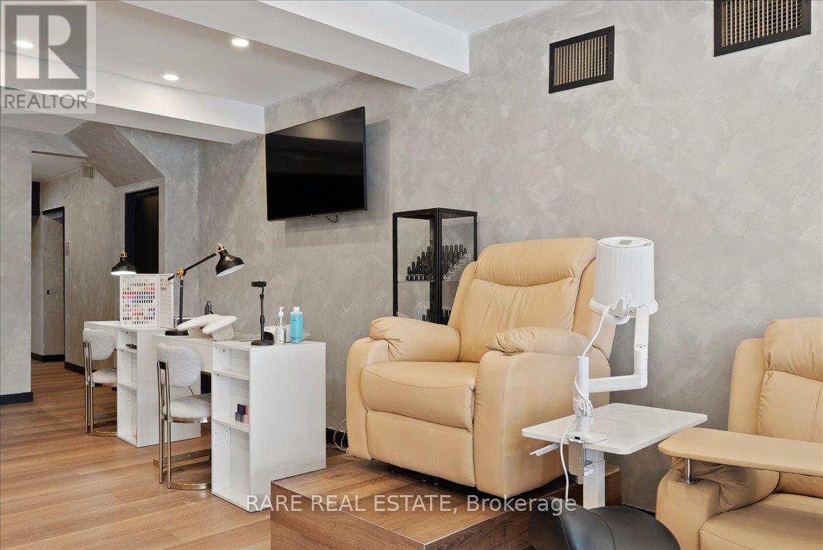 113 Dunn Street N, Oakville, Ontario  L6J 3C9 - Photo 11 - W12826928