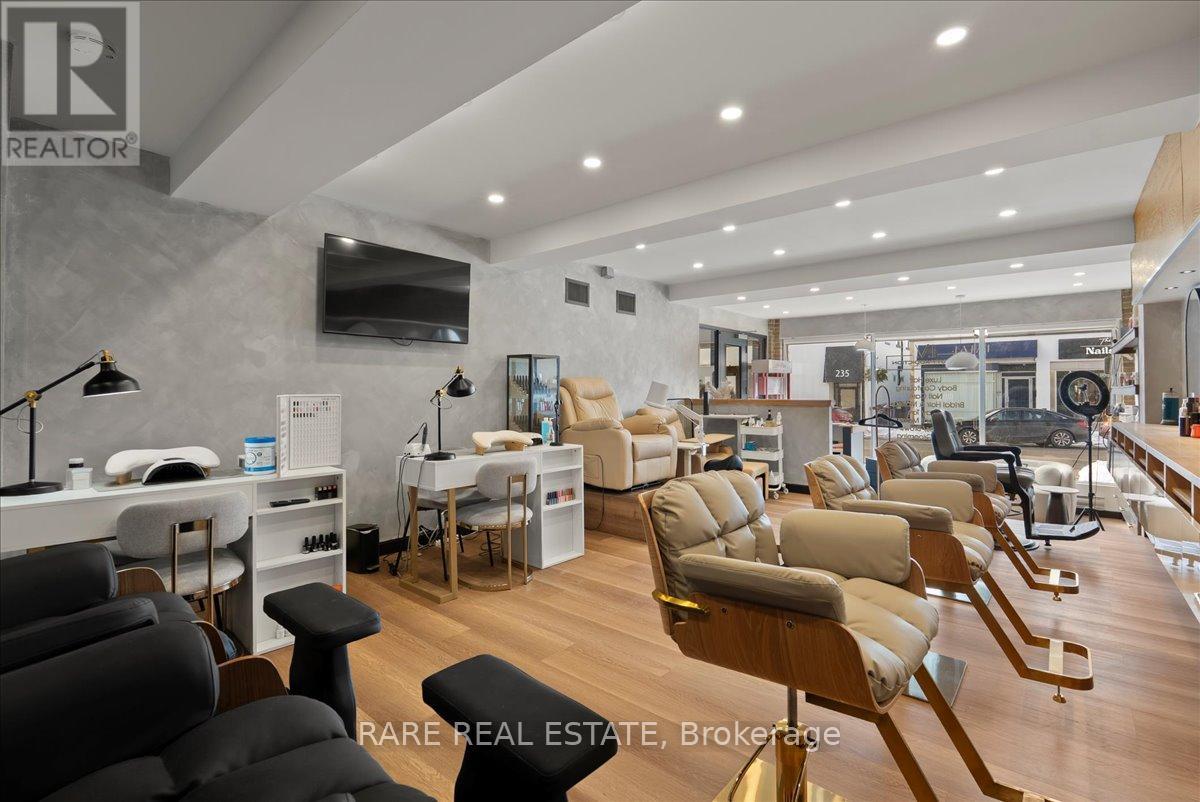 113 Dunn Street N, Oakville, Ontario  L6J 3C9 - Photo 5 - W12826928