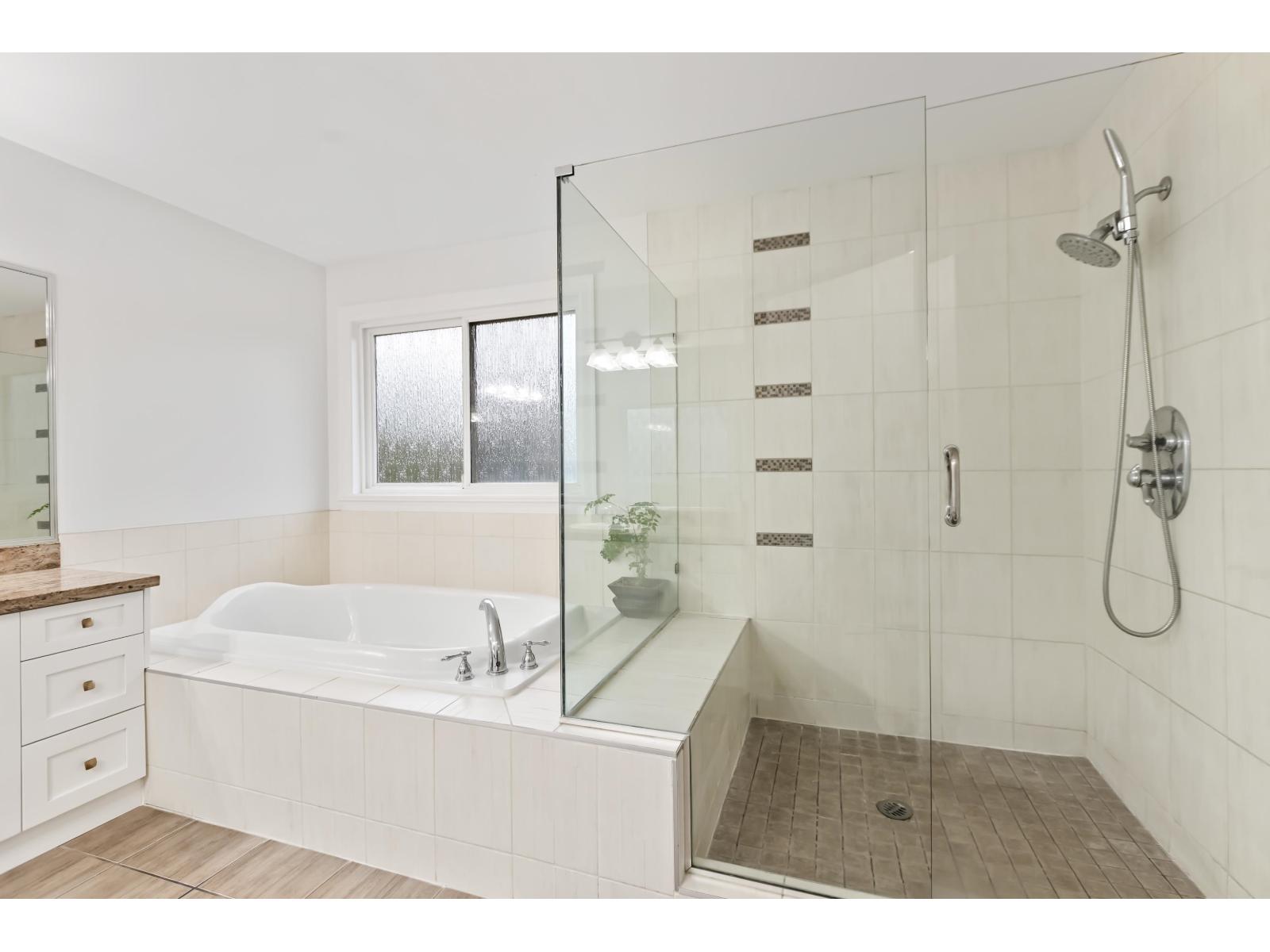 15296 57 Avenue, Surrey, British Columbia  V3S 8R5 - Photo 23 - R3088165