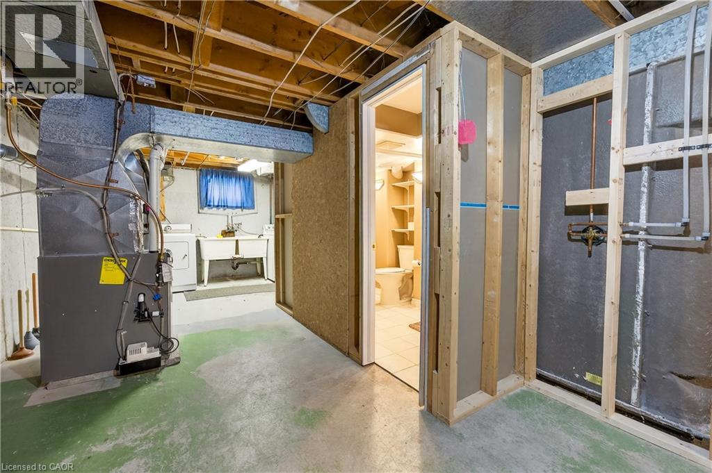 126 West 4th Street, Hamilton, Ontario  L9C 3N2 - Photo 29 - 40804458