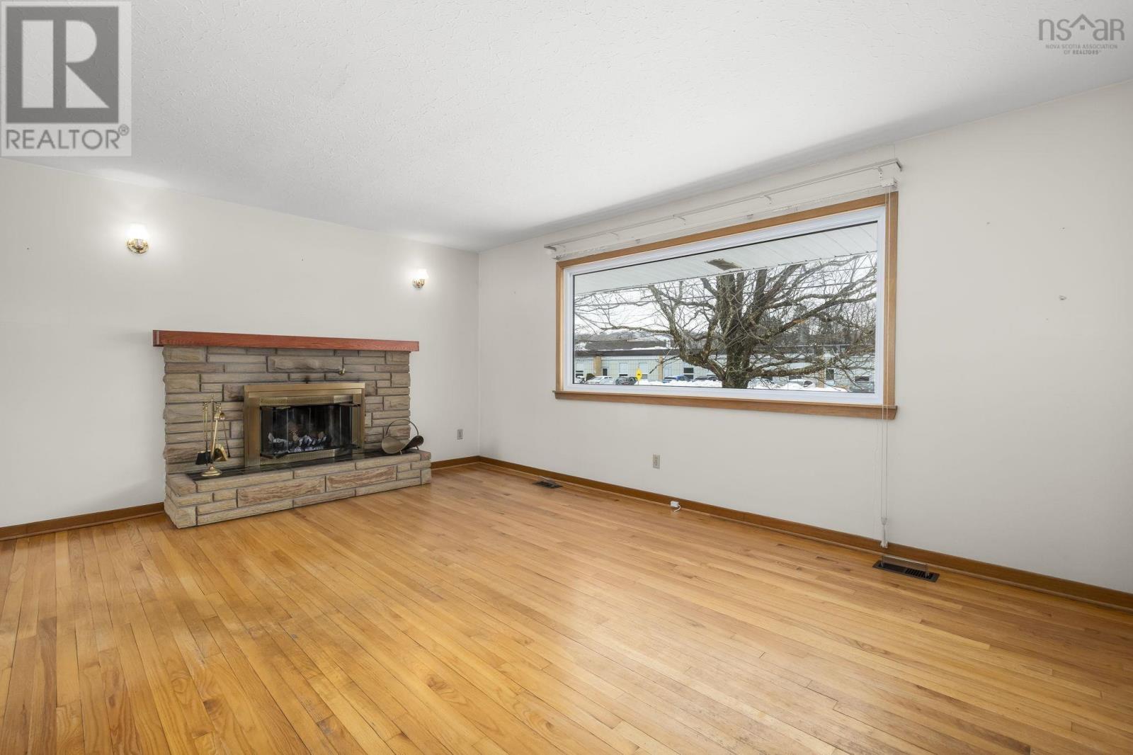 24 Christopher Avenue, Dartmouth, Nova Scotia  B2W 3G3 - Photo 7 - 202603495