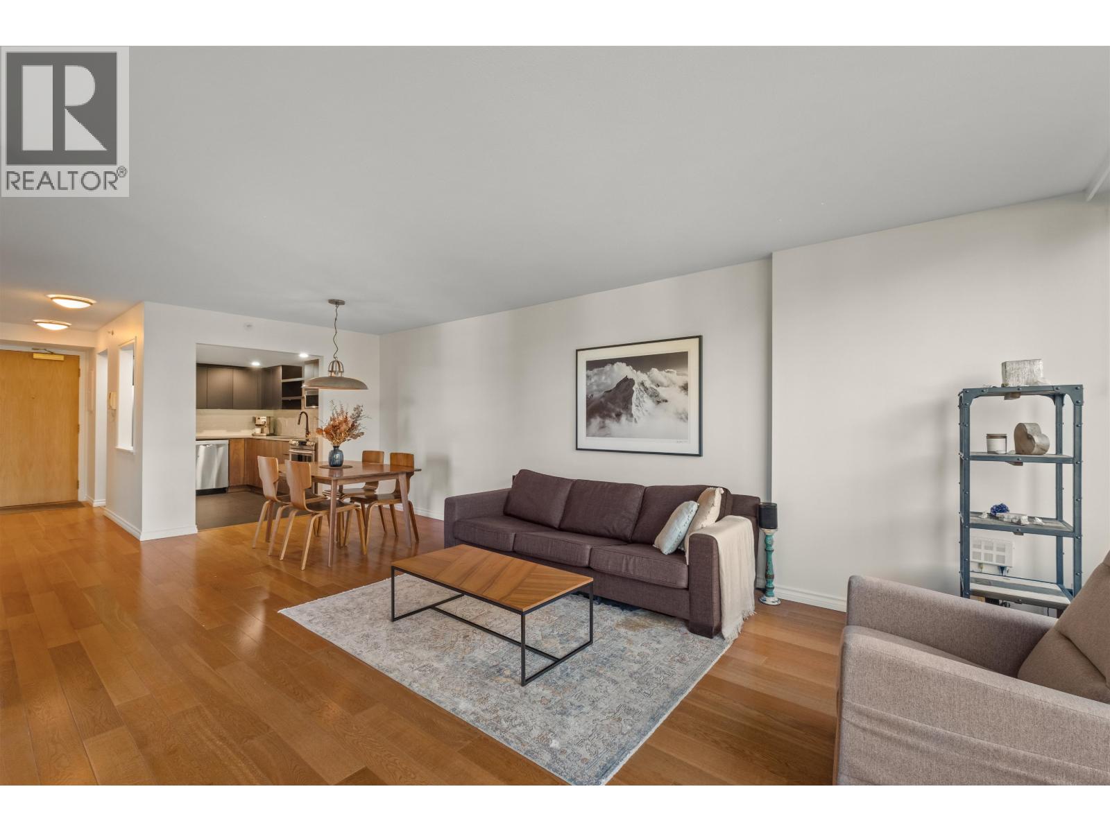 301 2201 Pine Street, Vancouver, British Columbia  V6J 5E7 - Photo 2 - R3081855