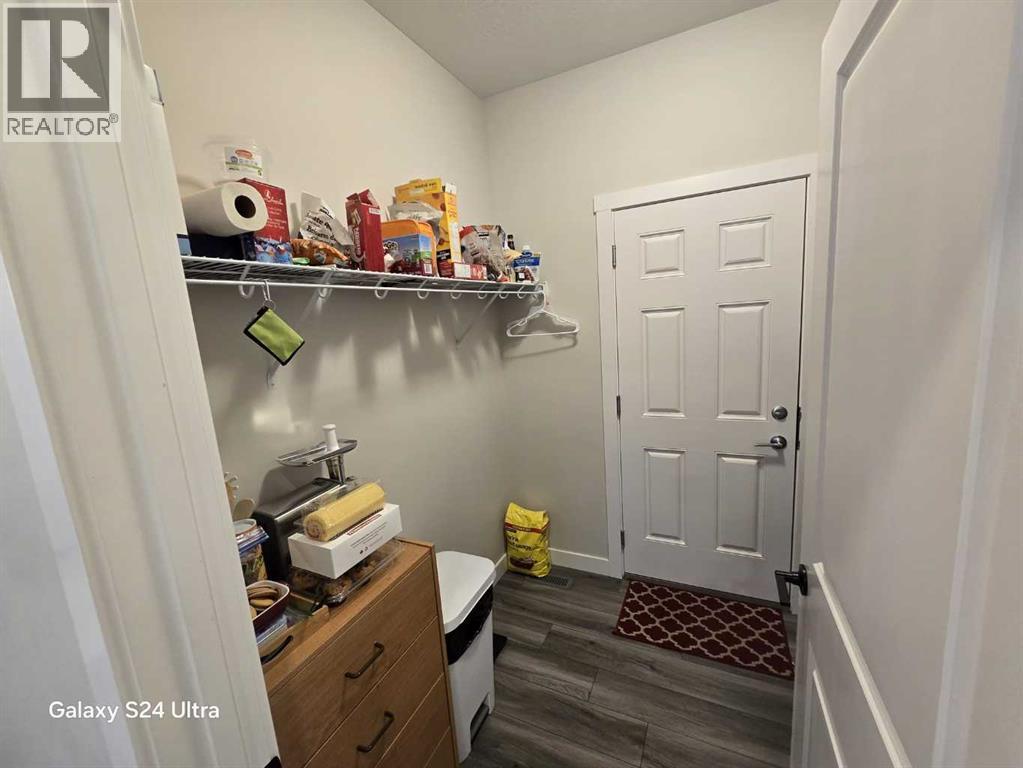 1509 Bayview Point Sw, Airdrie, Alberta  T4B 5K1 - Photo 14 - A2285478