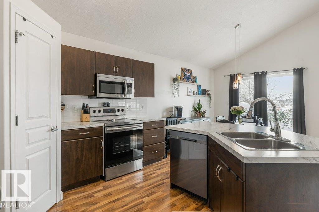 9509 81 Av, Morinville, Alberta  T8R 1W2 - Photo 7 - E4475142